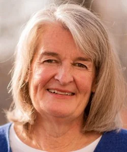 Pam Guzzone (D)