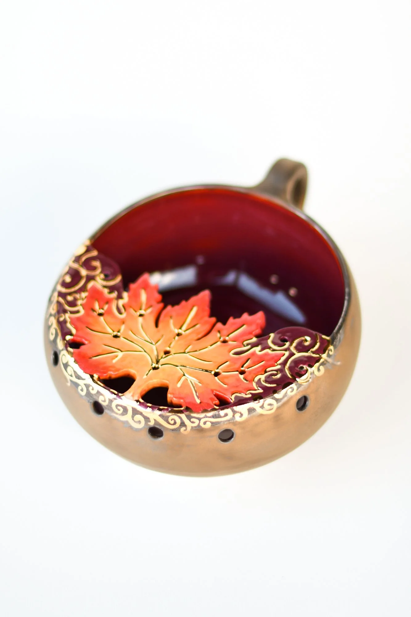 SPECIAL EDITION - Autumn Court Medium Berry Bowl