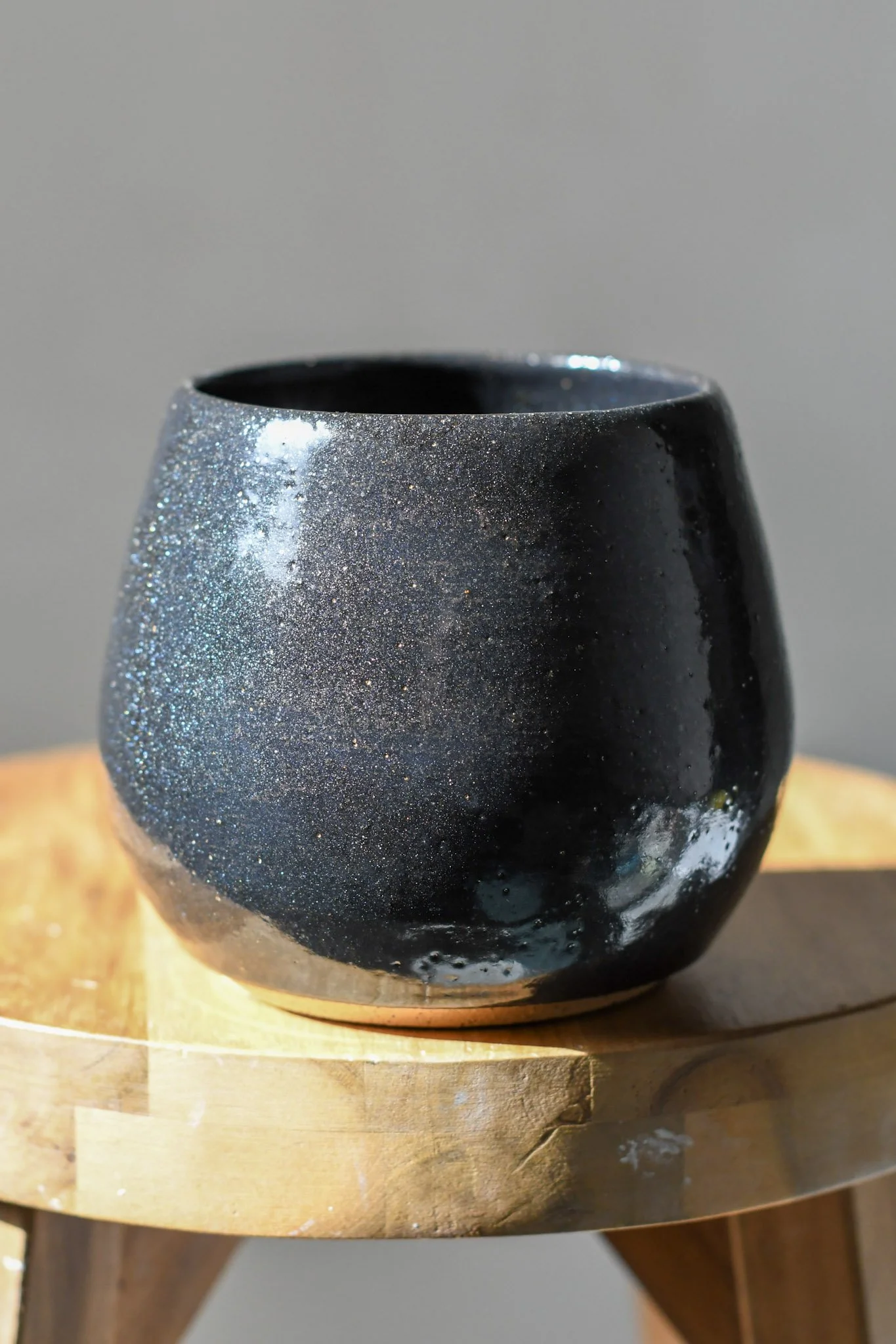 Black Sparkly Medium Planter