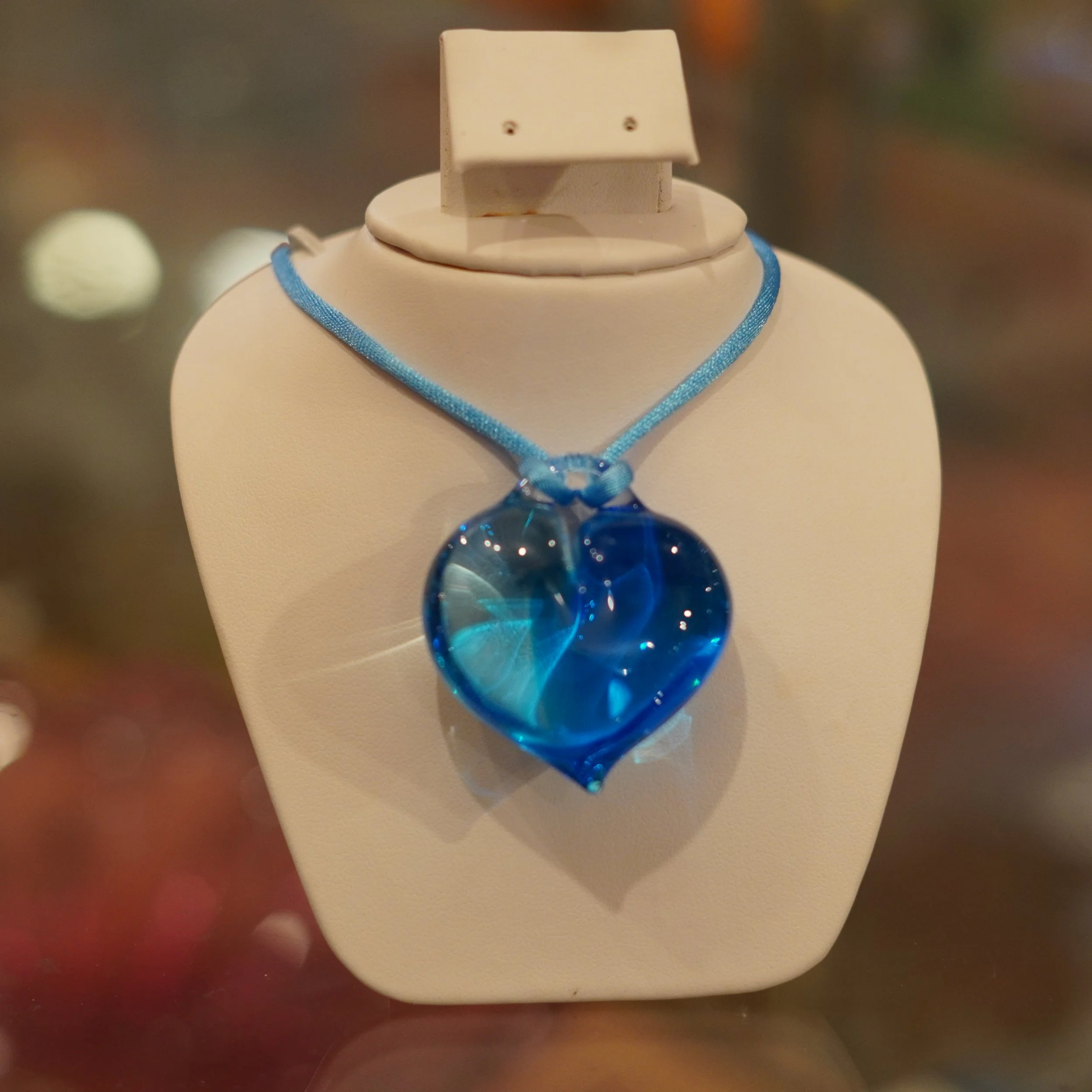 murano-glass-heart-pendant-necklace-jewelry-the-french-kitchen-4th-floor-westin-bonaventure.JPG
