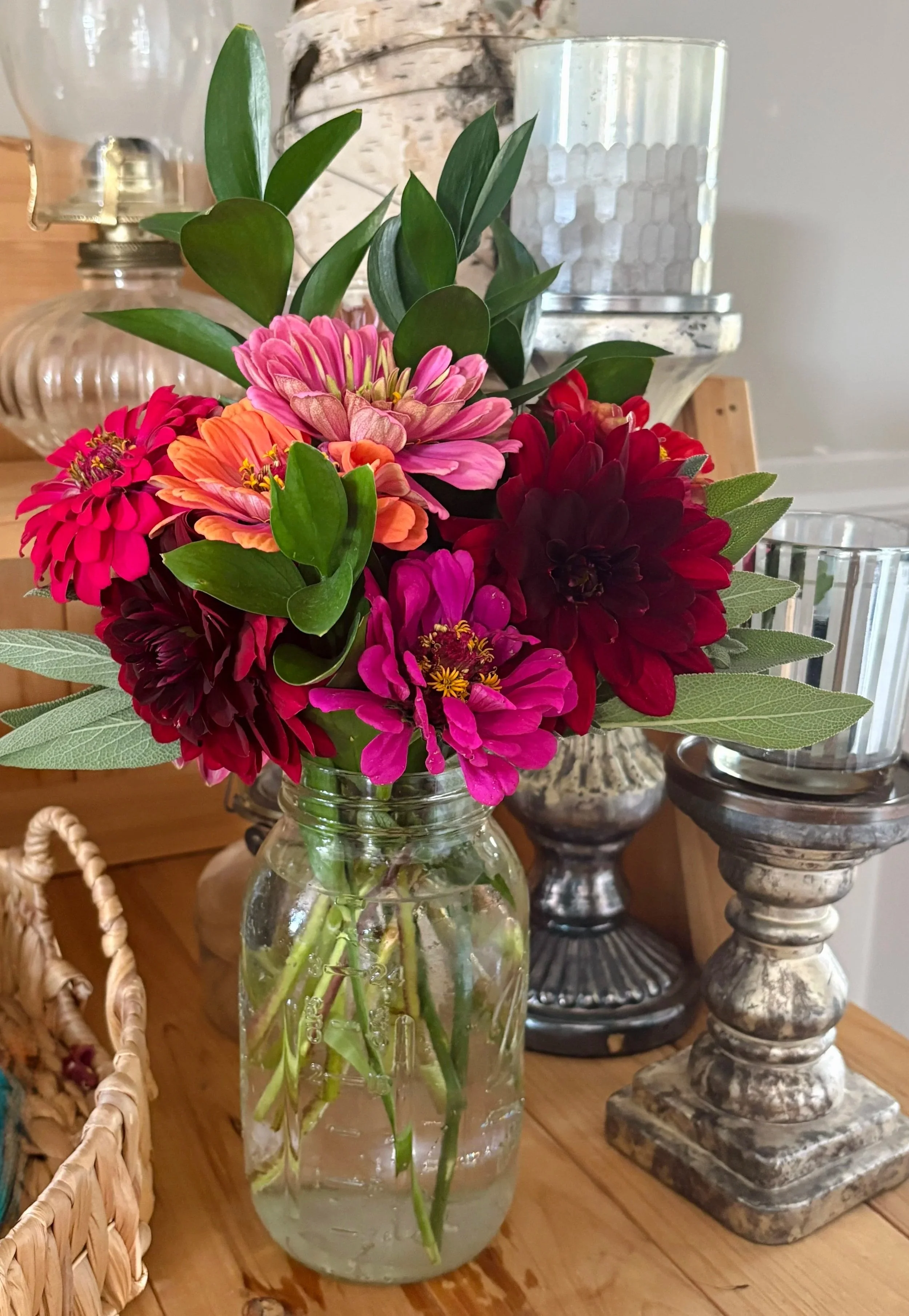 16oz/Pint or 32oz/Quart Mason Jar Vase