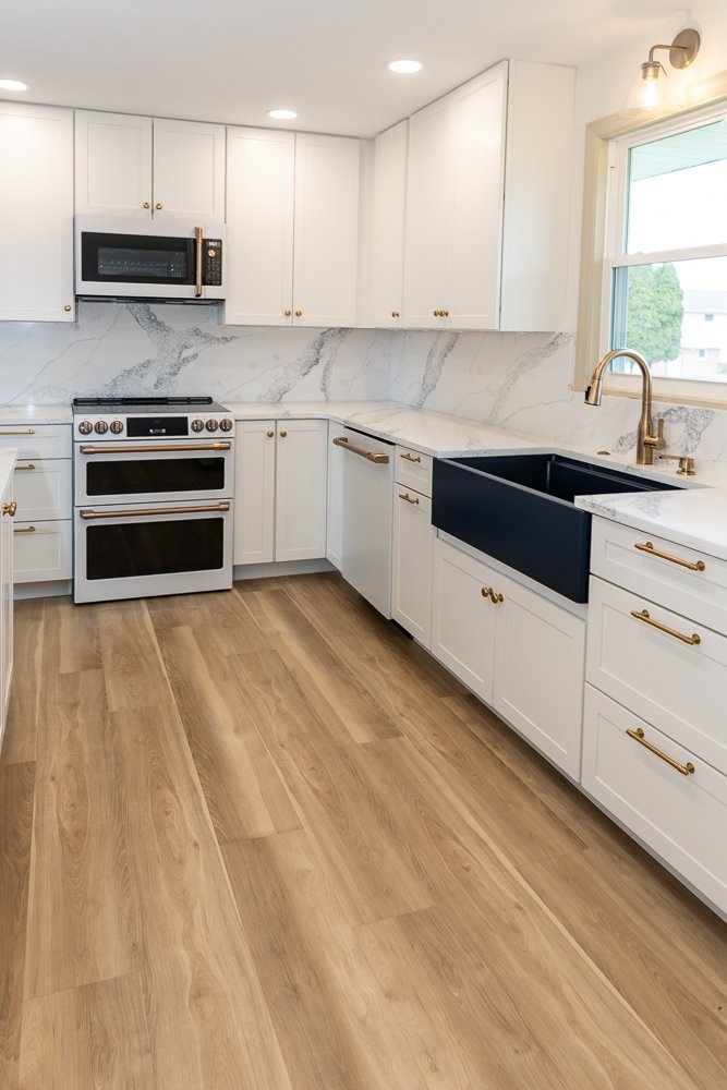 Laurie Madison Designs Modern Kitchen Design-5.jpg