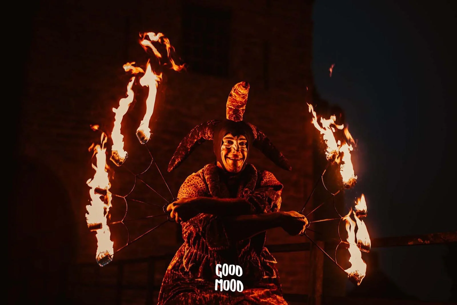 vuuranimatie met vuurjongleren