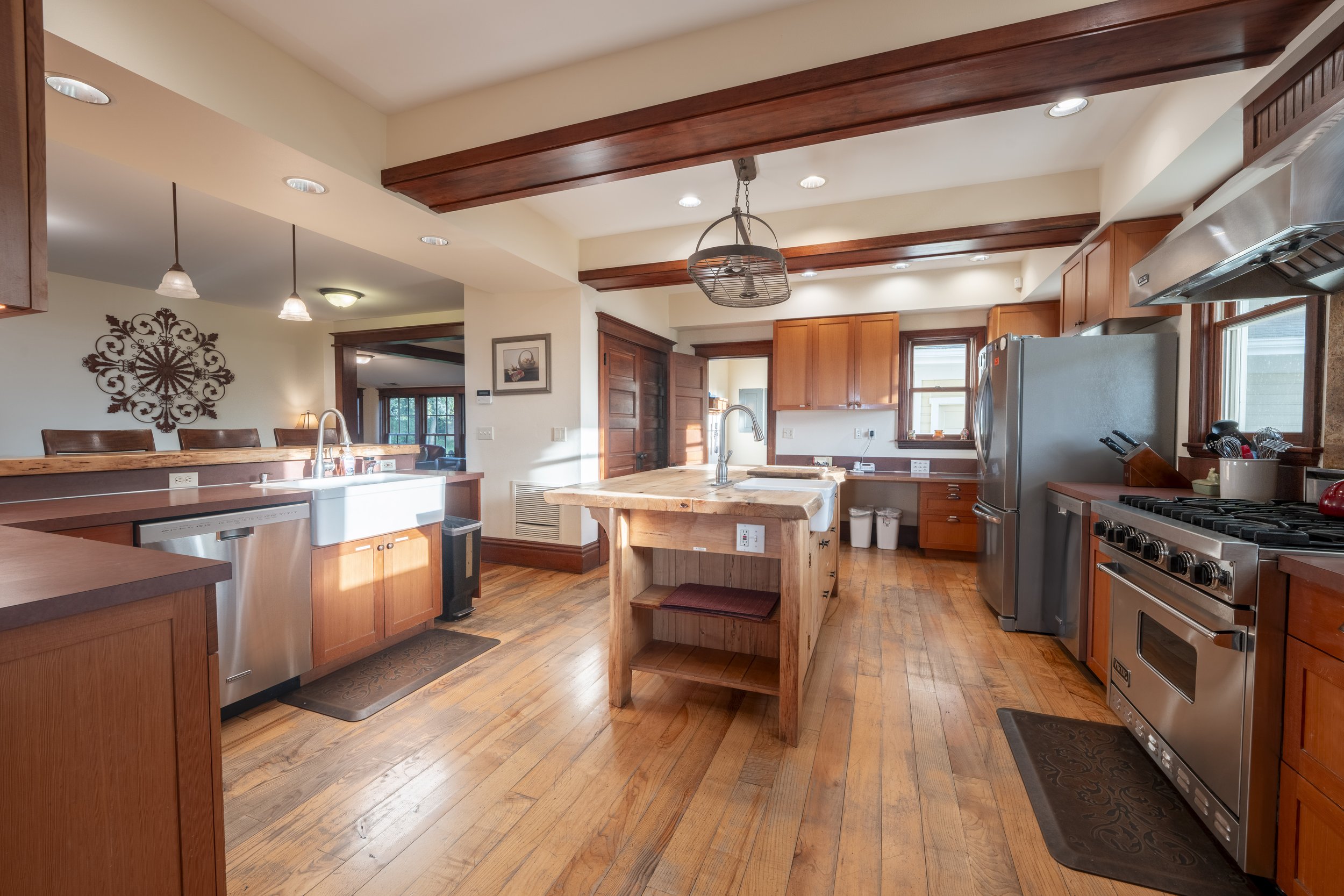 Marty's Place-40.jpg