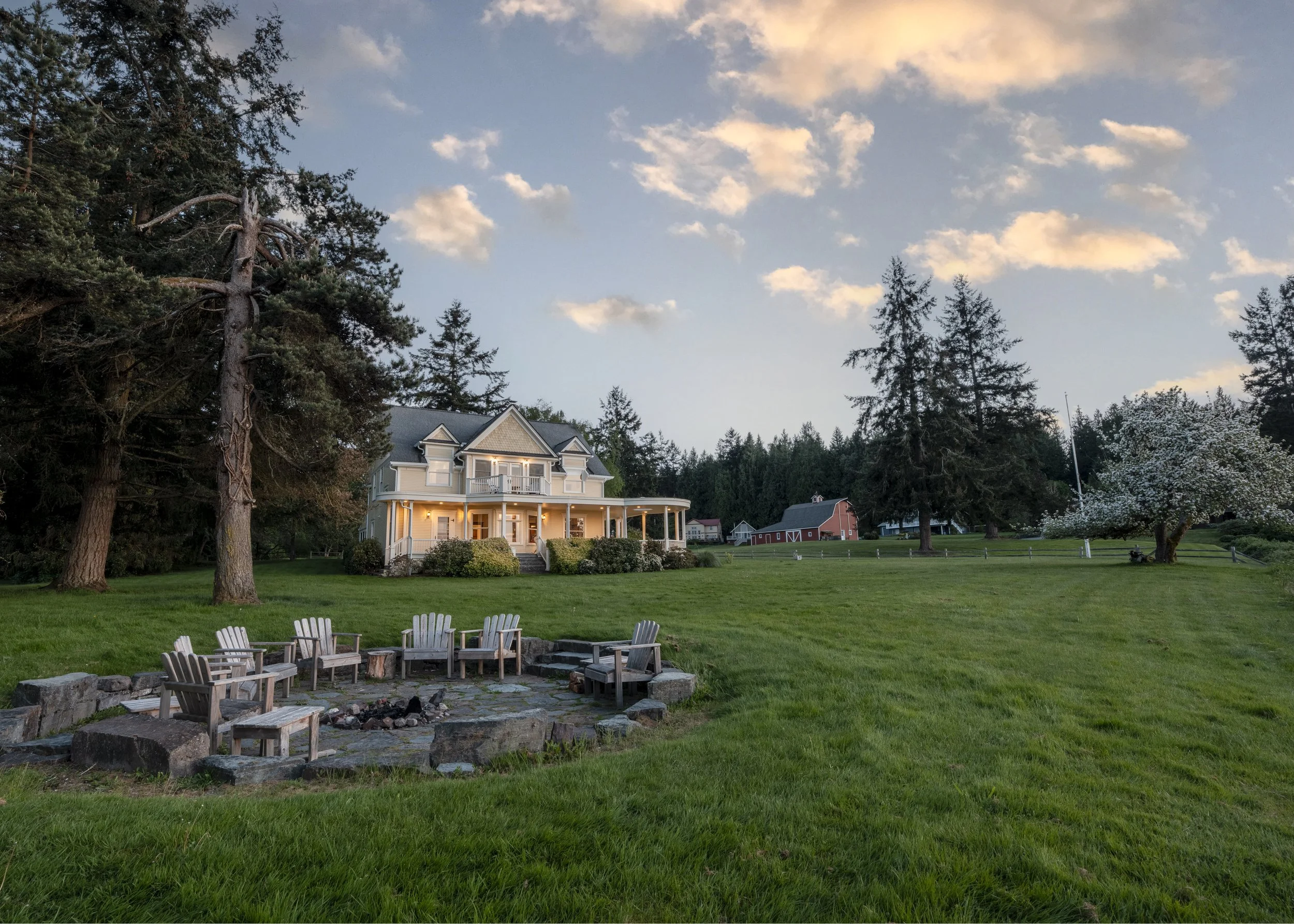 Marty's Place-60.jpg