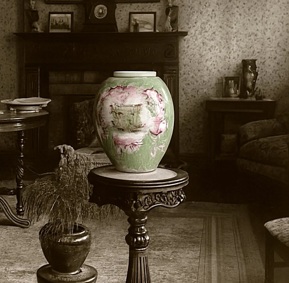 5601-Antique-Porcelain-VasepVenice-Palace-in older livingroom-1000 x 979.jpg