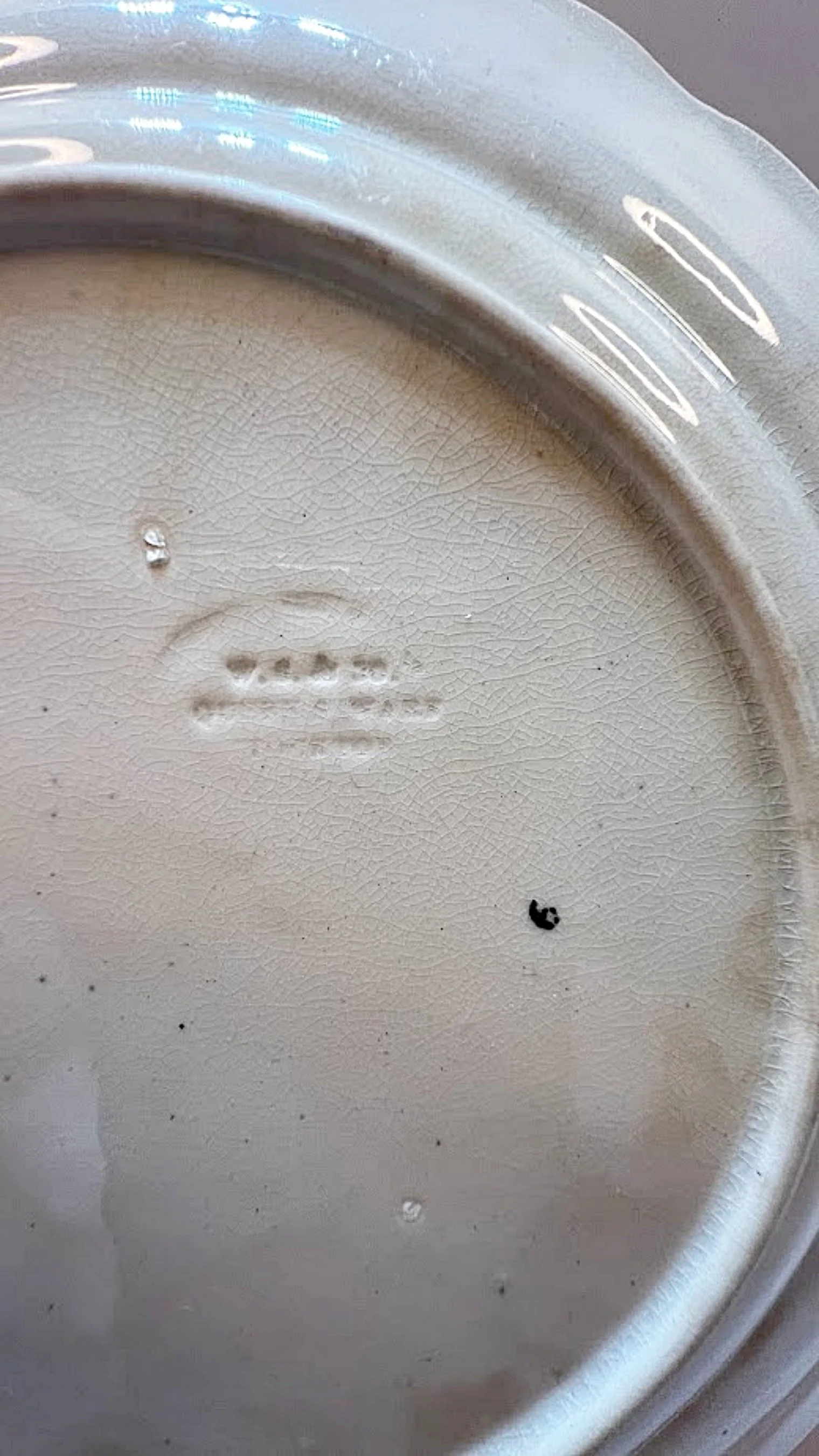 5554-Antique Queen's Ware Child's Plate Circa 1830 William Smith Yorkshire England bottom mark-1520 x 2701.jpg