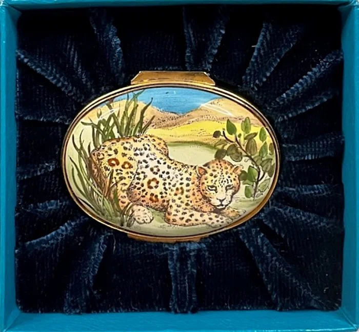 HALCYON DAYS English Enamel Box Leopard Motif-box closeup-700 x648.jpg