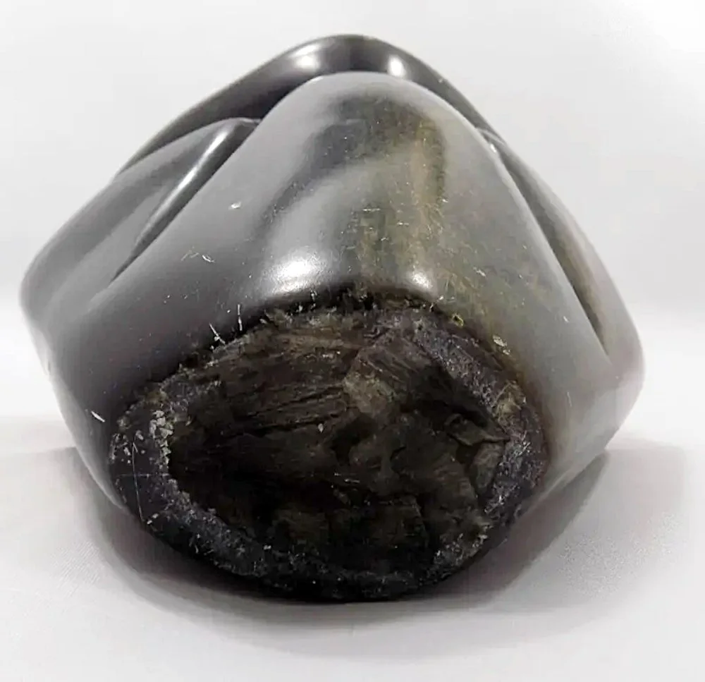 SHONA OWL SCULPTURE Zimbabwe Africa-Bottom-view-1000 x 967.jpg