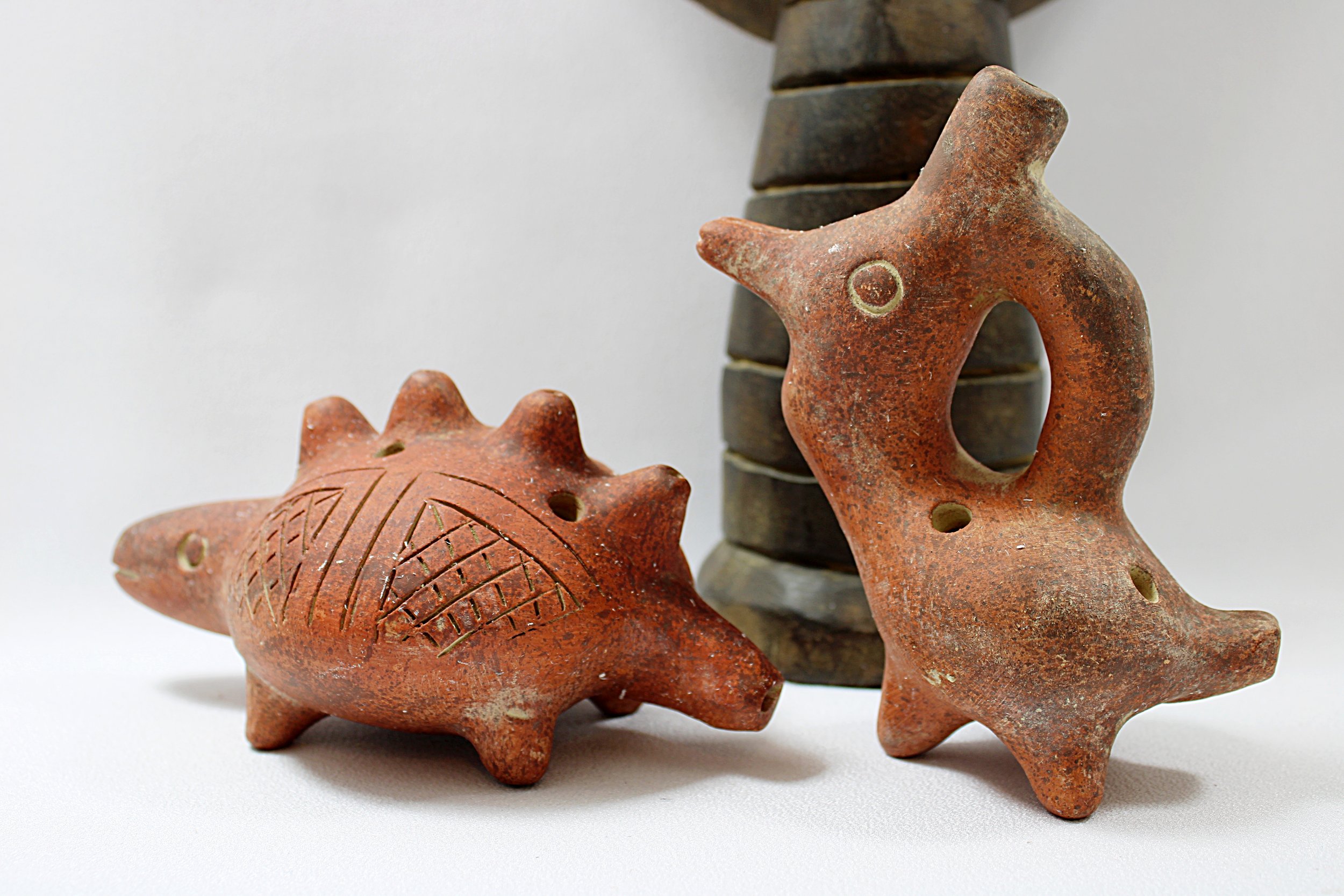 Vintage Pair of CLAY OCARINAS - MEXICO- Terracotta Bird and Lizard - Pre Columbian Style Flutes  away view-3984 x 2656.JPG