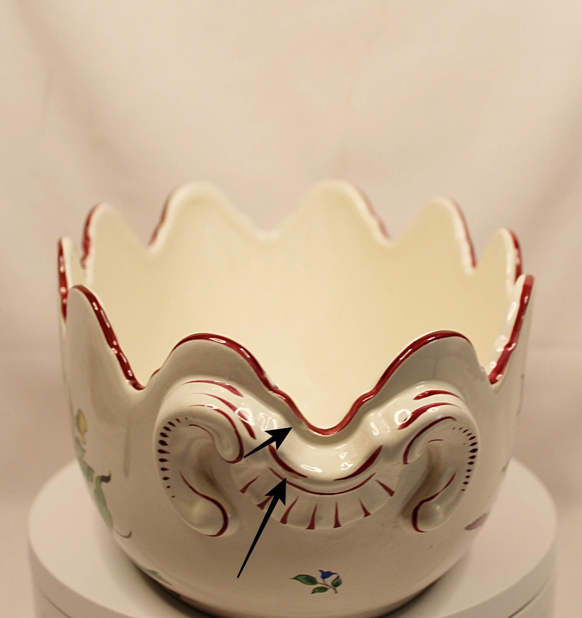 Antique French Faience Jardinière K and G  Luneville Old Strasbourg Pattern-Side Handle-C-Arrows-1984 x 2106.JPG