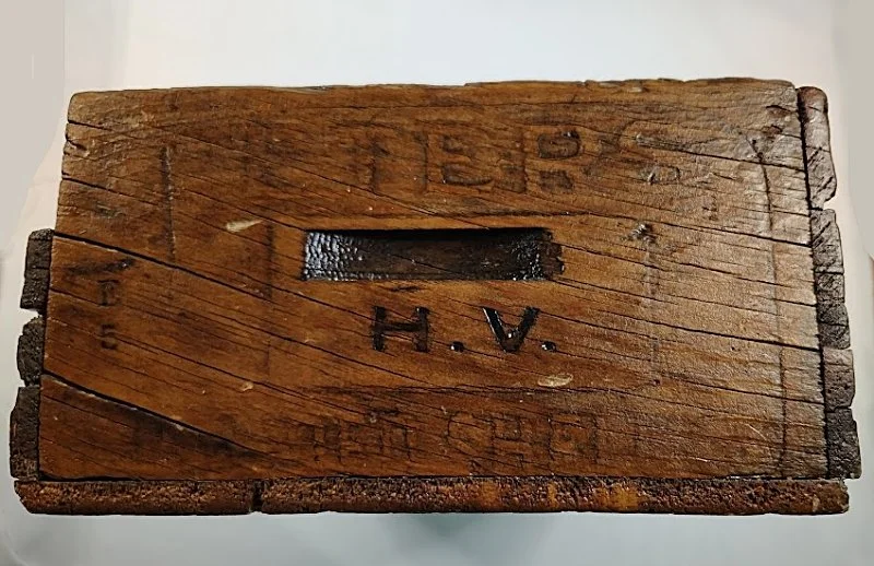 Antique-Handmaid-Wood-Carriier-Box-with-Leather-Handle -Full-End-HV-Peters-800 x 518.jpg