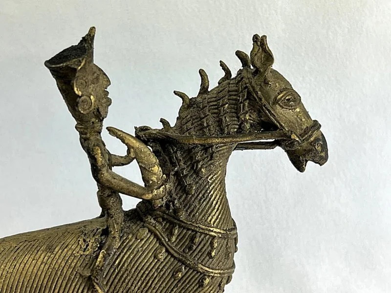 ANTIQUE DHOKRA Horse and Warrior-Brass-India -facing right-close up rider-IP-ff-800 x 600.jpg