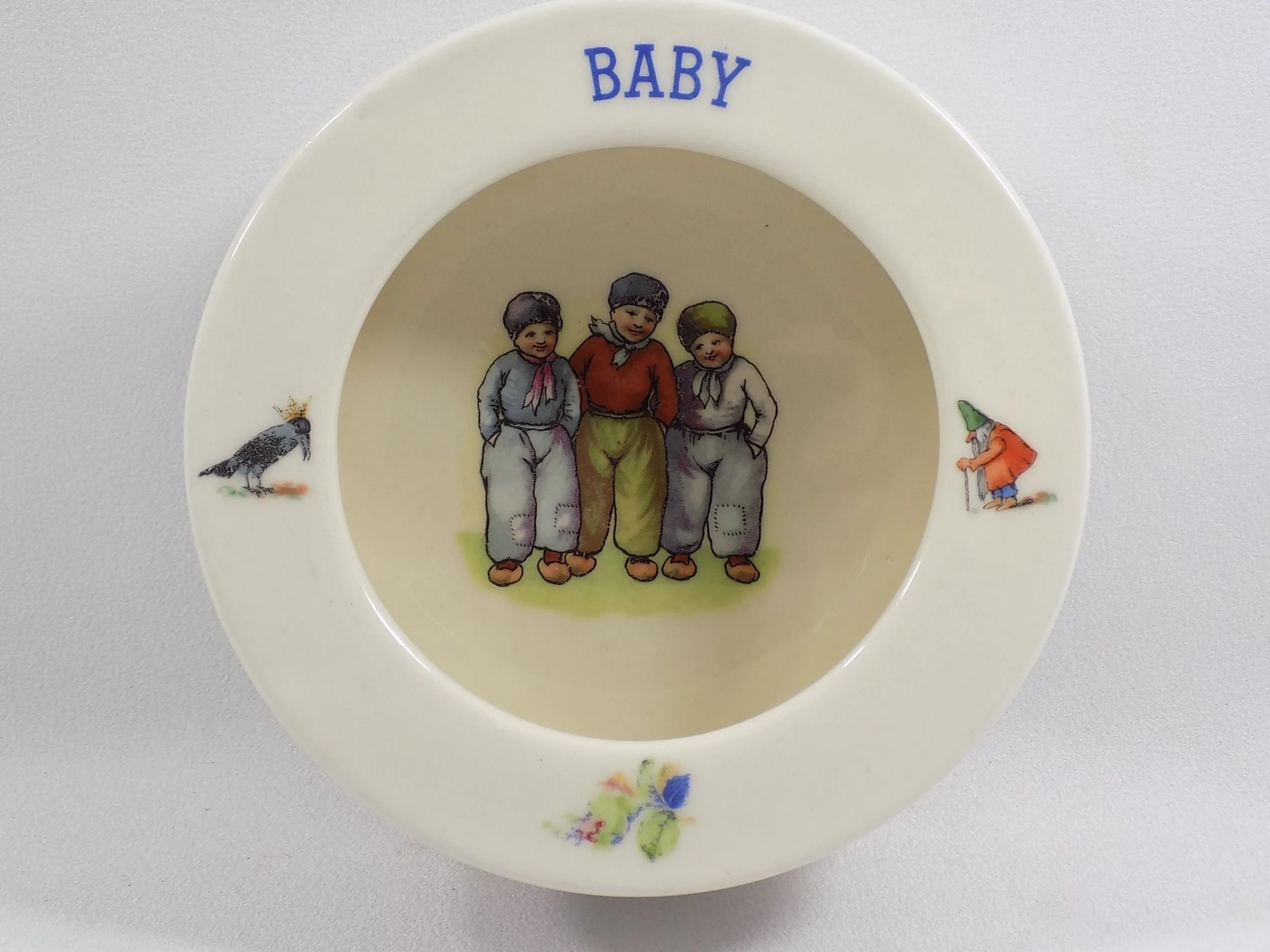 Vintage 1930s Baby Dish - Czechoslovakia - full front view-2-2272 x 1704.jpg
