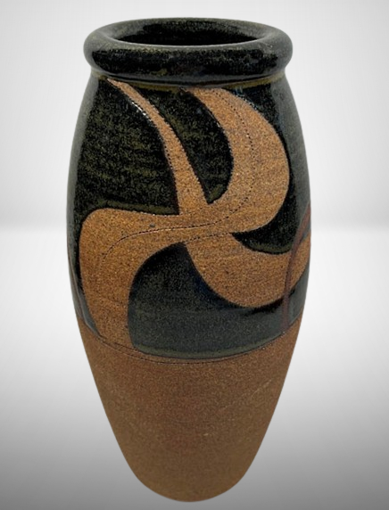 Studio-Art-Pottery-Vase-by-Rowell-Front-View-800_x_1050-removebg-preview (1).png