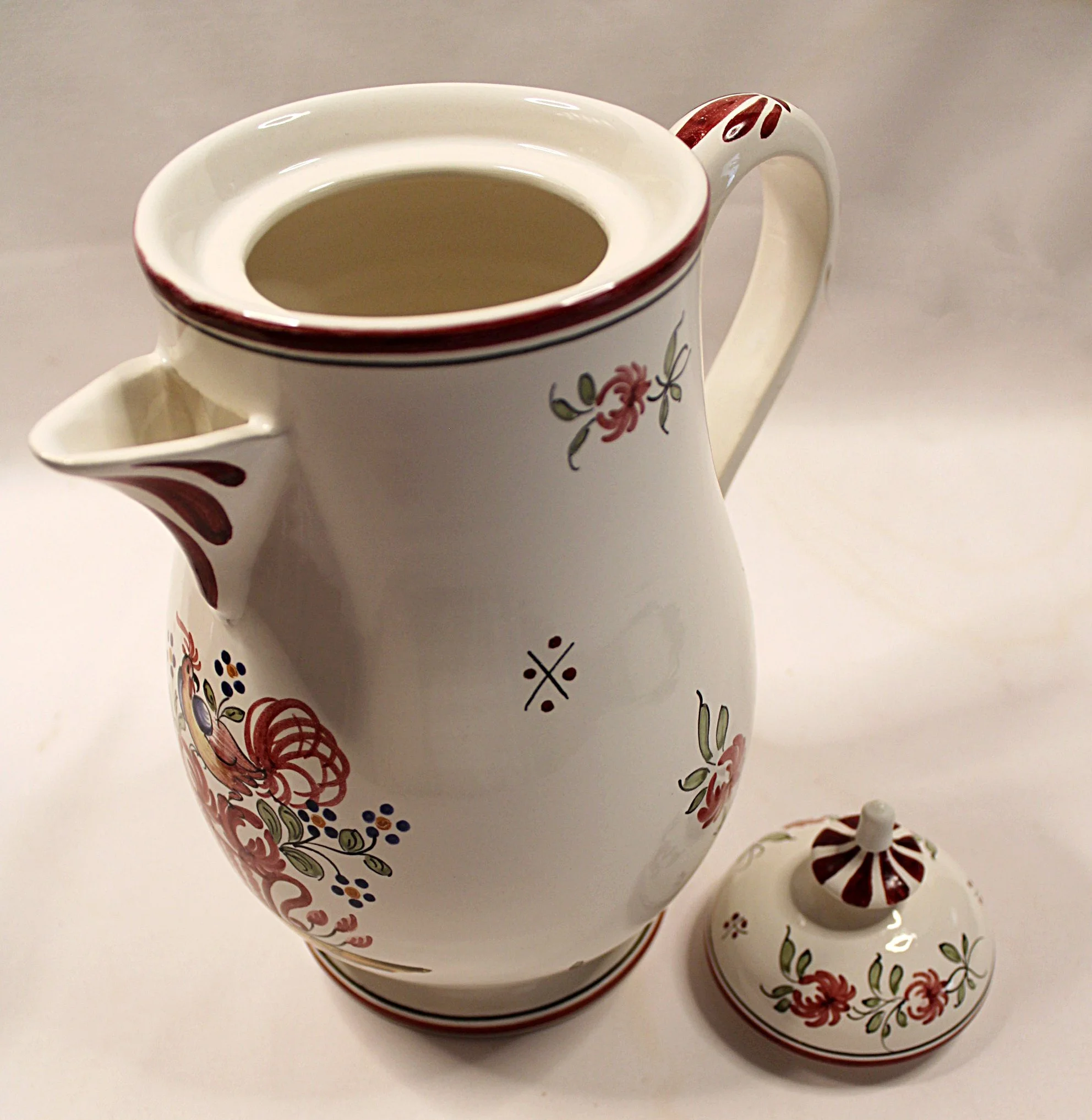 French-faience-Coffee-Pot-Decor-Strasbourg-top-off-1984 x 2034.JPG
