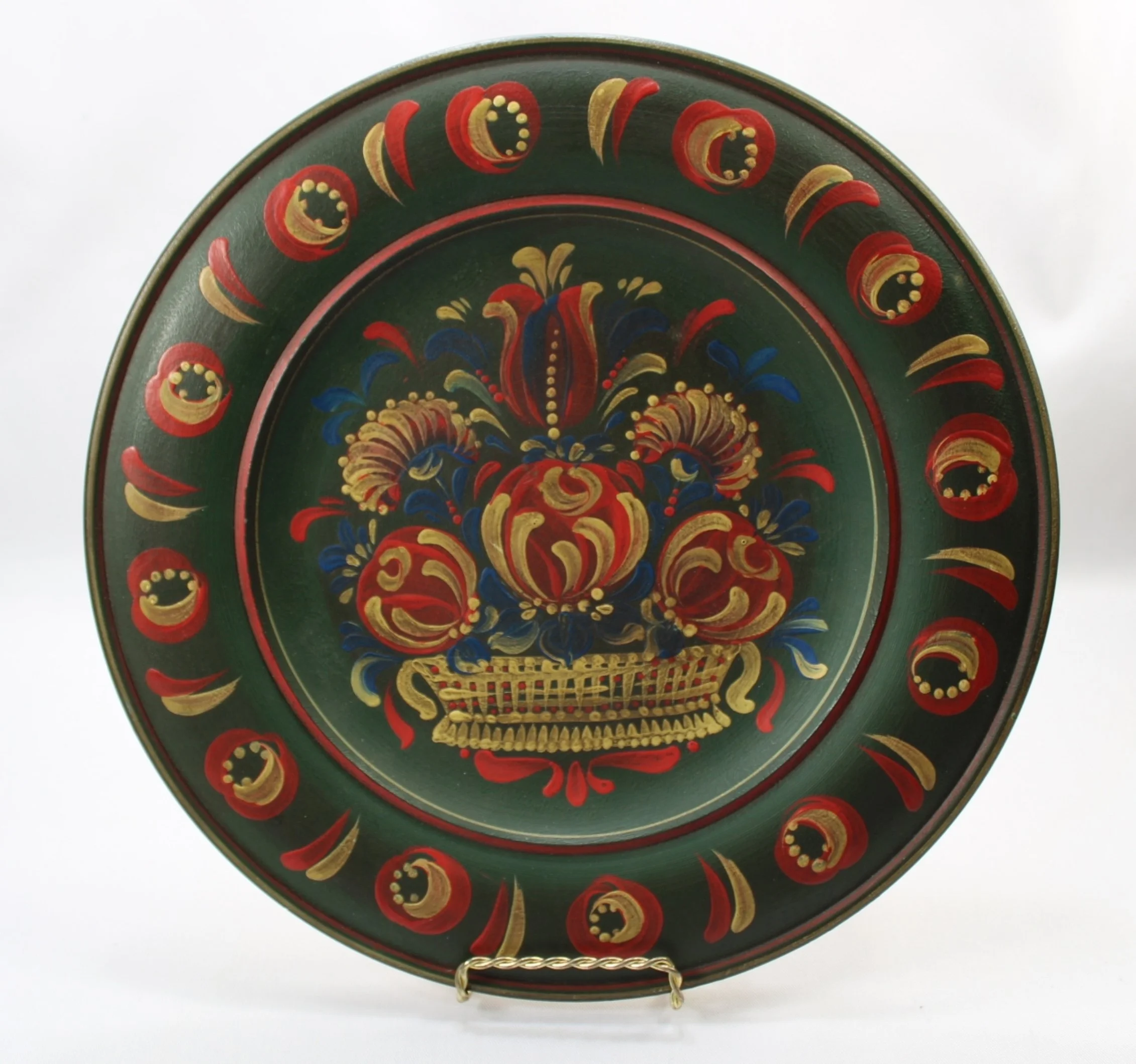 Pennsylvania Dutch Folk Art 12 Inch Hand Painted Wooden Wall Plate Stand-2261 x 2118.JPG