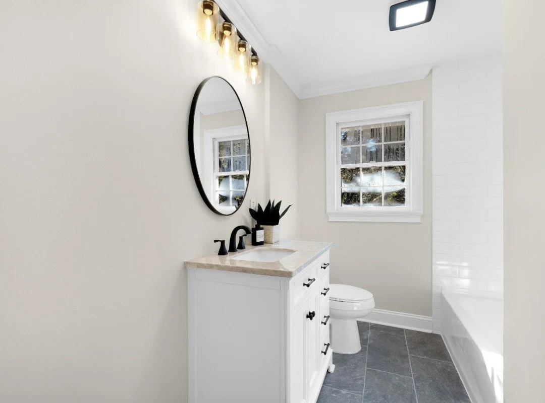 hickory-hill-hall-bath-AFTER-whole-room.jpg