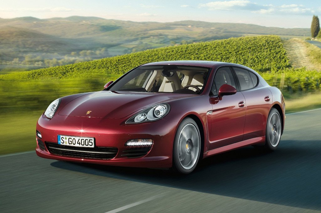 2010-porsche-panamera_100306548_l.jpg