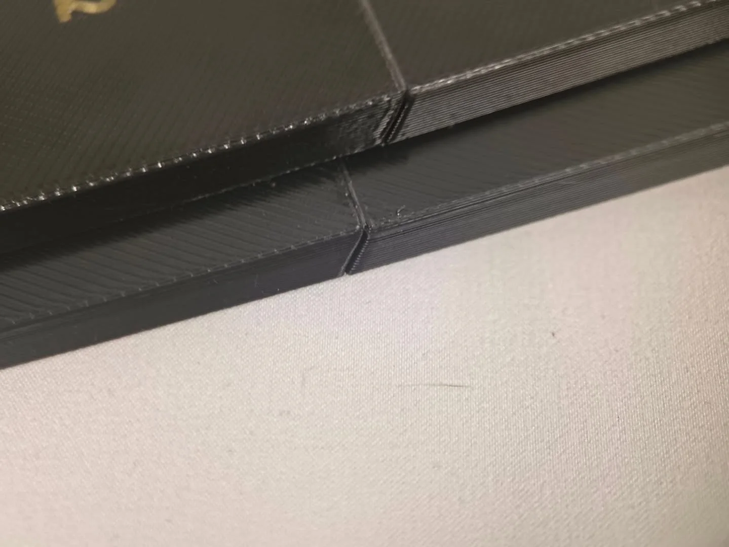 Showing off the difference between matte (bottom) and gloss (top) versions of the katana blade guard MTB modular downtube protector. #3dprints #mtb