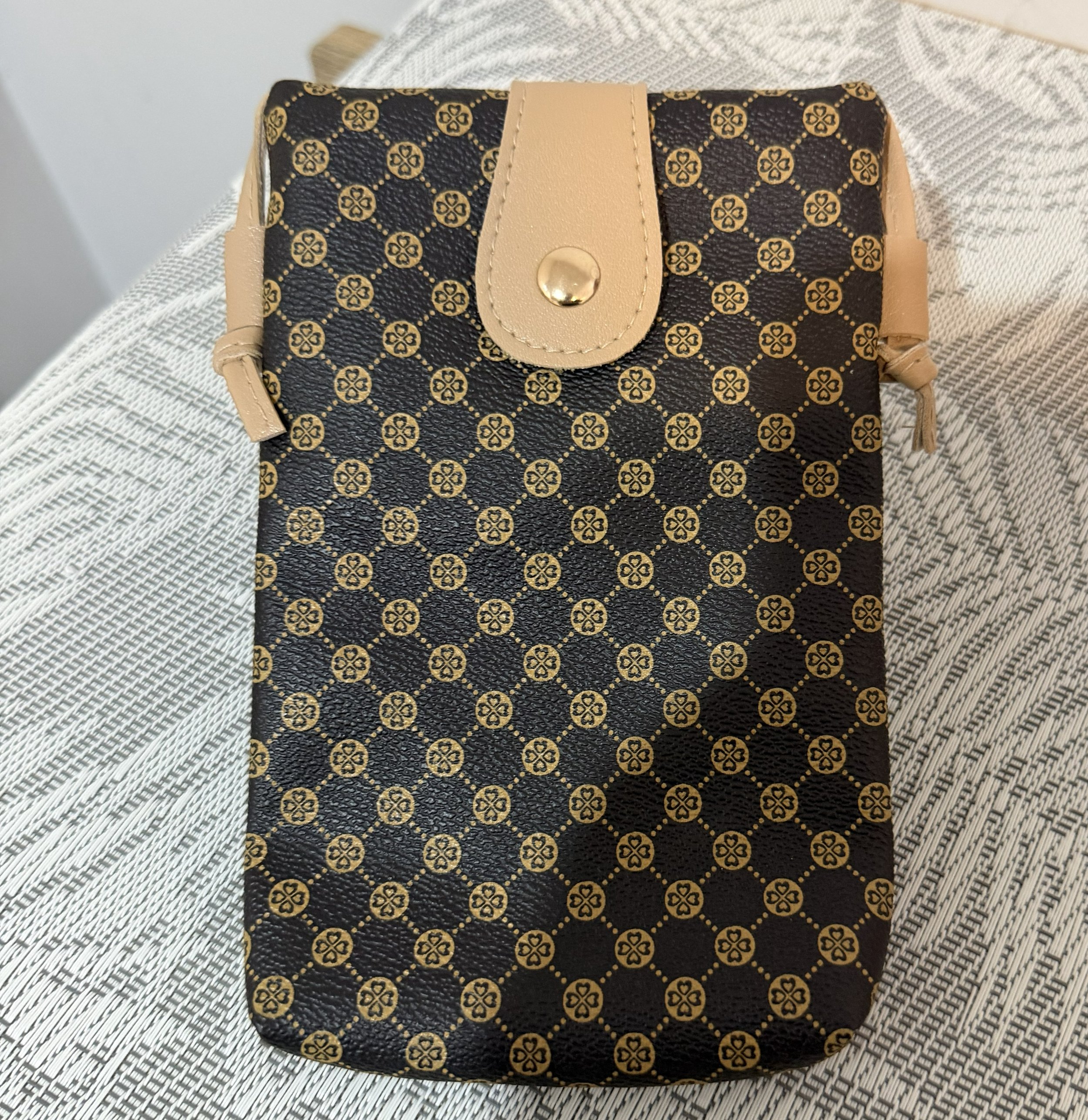 Mobile Phone Mini Bag – Stylish, Secure, Everyday Freedom