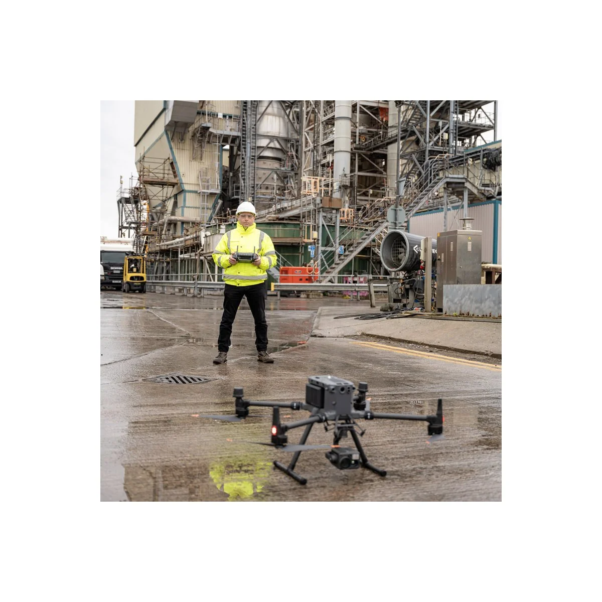 drone-dji-matrice-350-rtk-scanner-3d (10).jpg