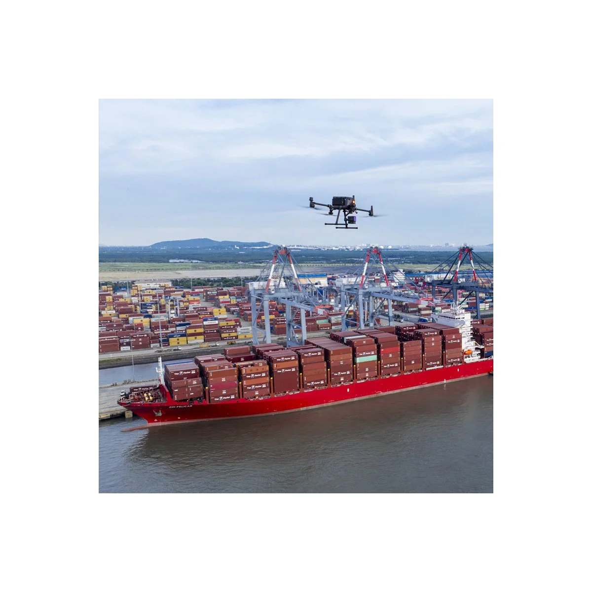 drone-dji-matrice-350-rtk-scanner-3d (14).jpg