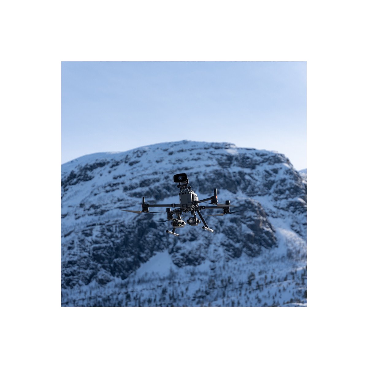 drone-dji-matrice-350-rtk-scanner-3d (7).jpg