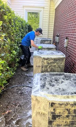 Condenser washing