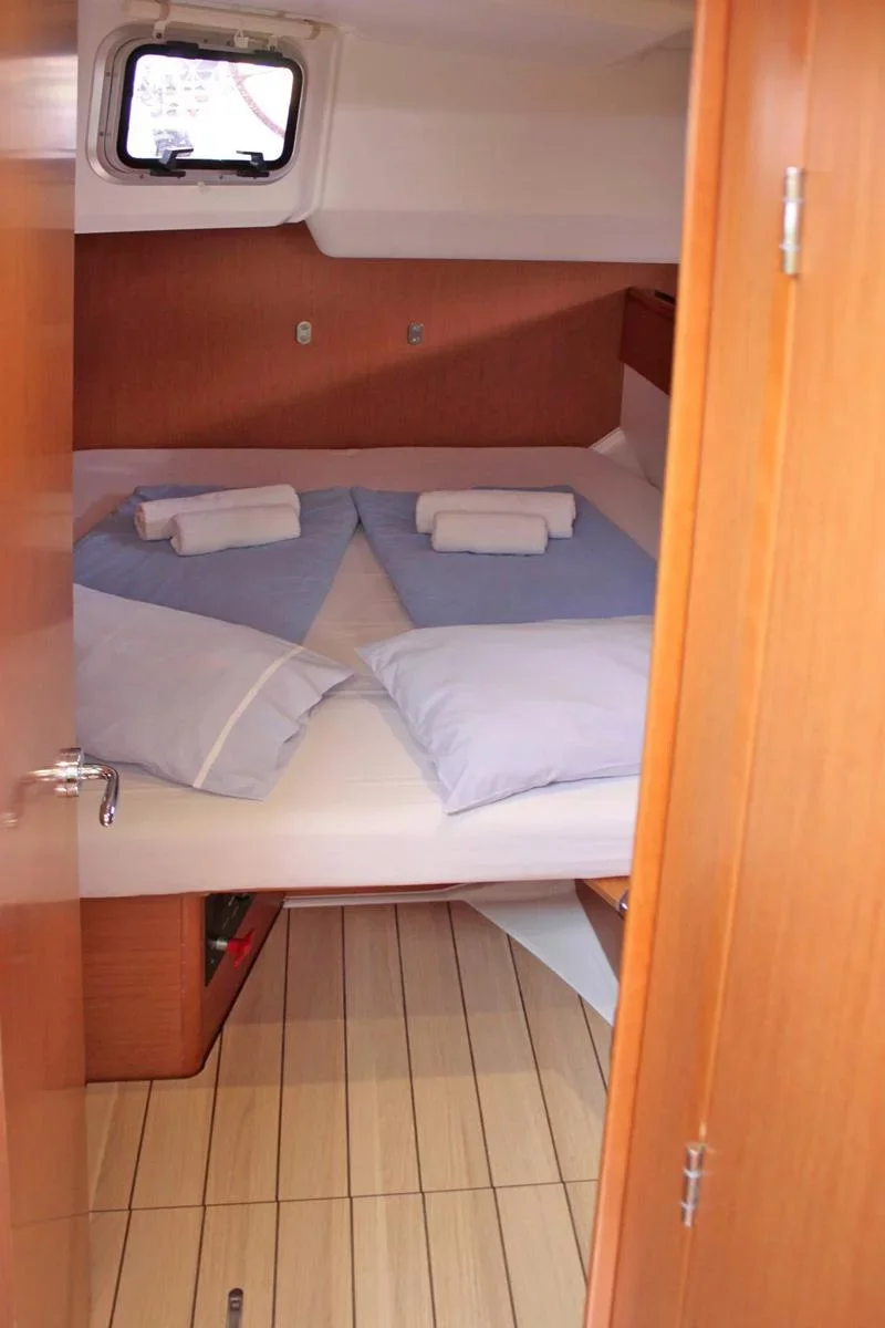 cabin.webp