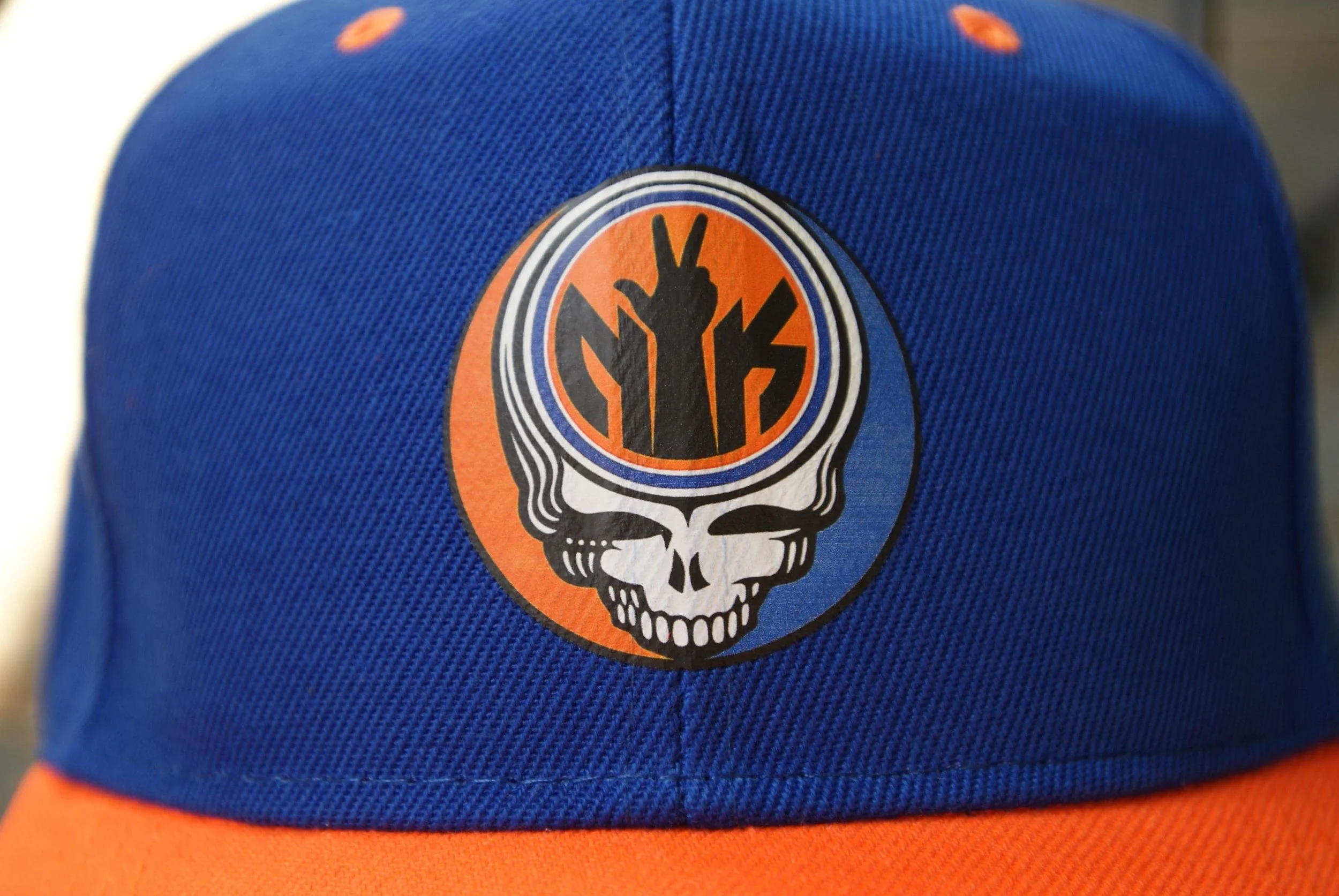 Jalen Brunson NY Knicks Grateful Dead Stealie Hat, NYC Orange Blue Mashup Duck Bill Cap, Deadhead Basketball Velcro Closure Hat