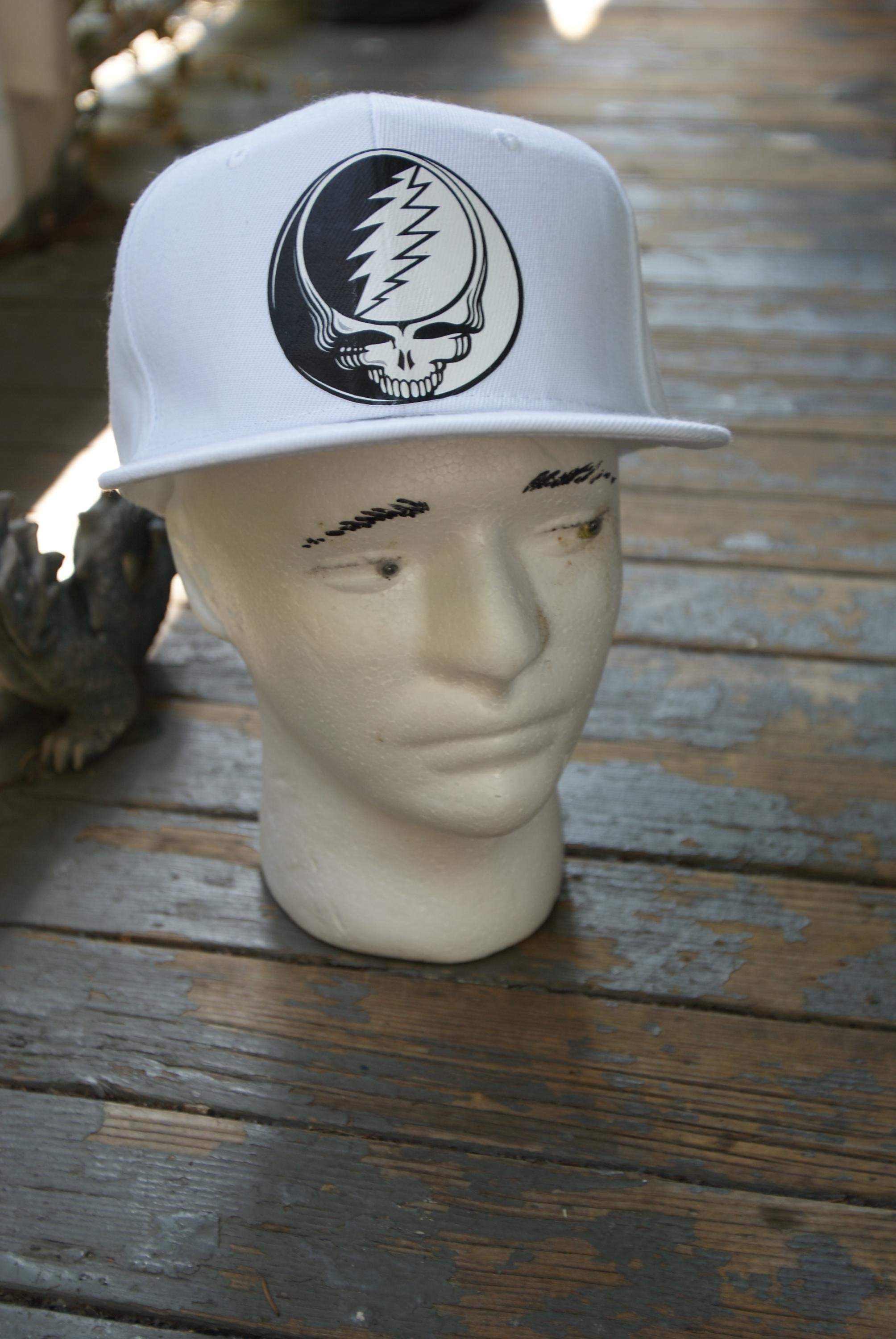 Grateful Dead Monochrome Series Classic White Flat Brim Snapback Hat, Monochrome Stealie Deadhead Cap, Steal Your Face Festival Hat
