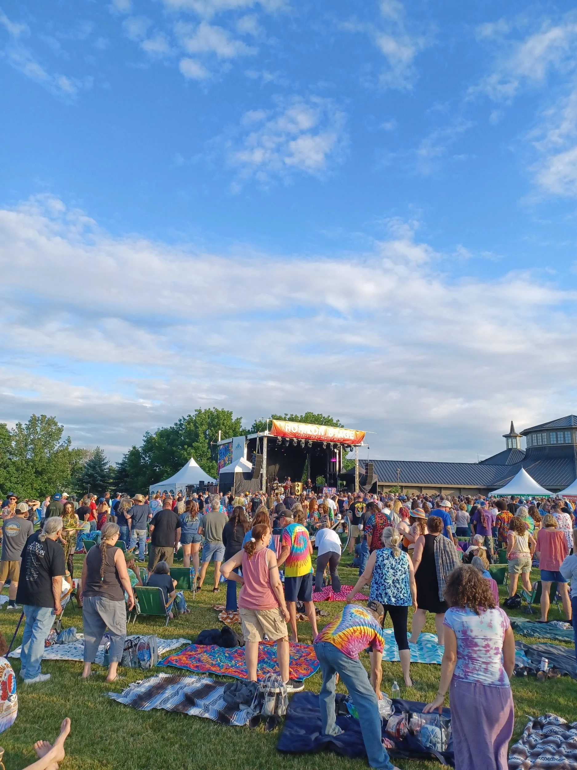 Horizon Stage at Bethel Woods Center for the Arts. Dark Star Orchestra June 27 2026