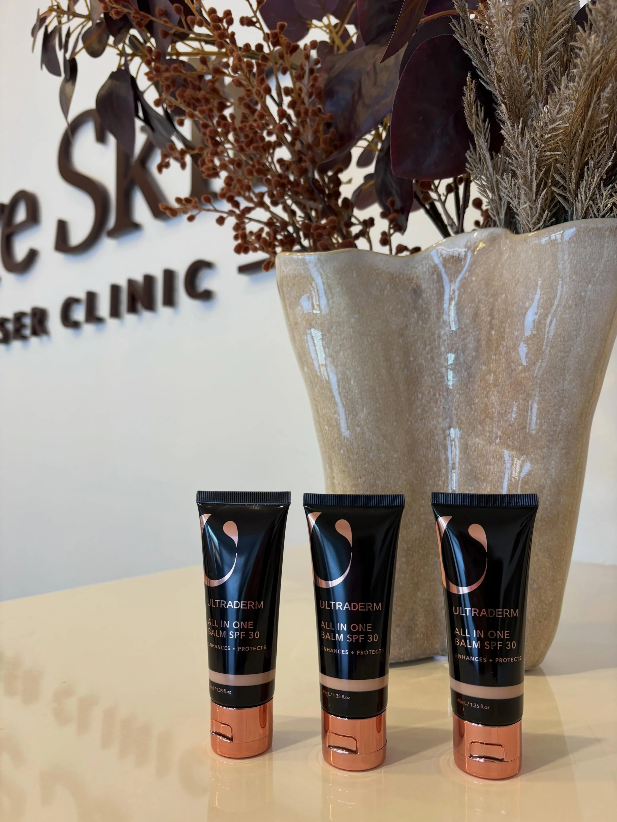 ✨PRODUCT SPOTLIGHT✨

One of our most-loved products has arrived fresh into the clinic again by @ultradermau All-In-One SPF! 

Perfect for busy mornings and a must-have for protecting your skin year-round.

✔ Lightweight feel
✔ Hydrating formula
✔ Bro