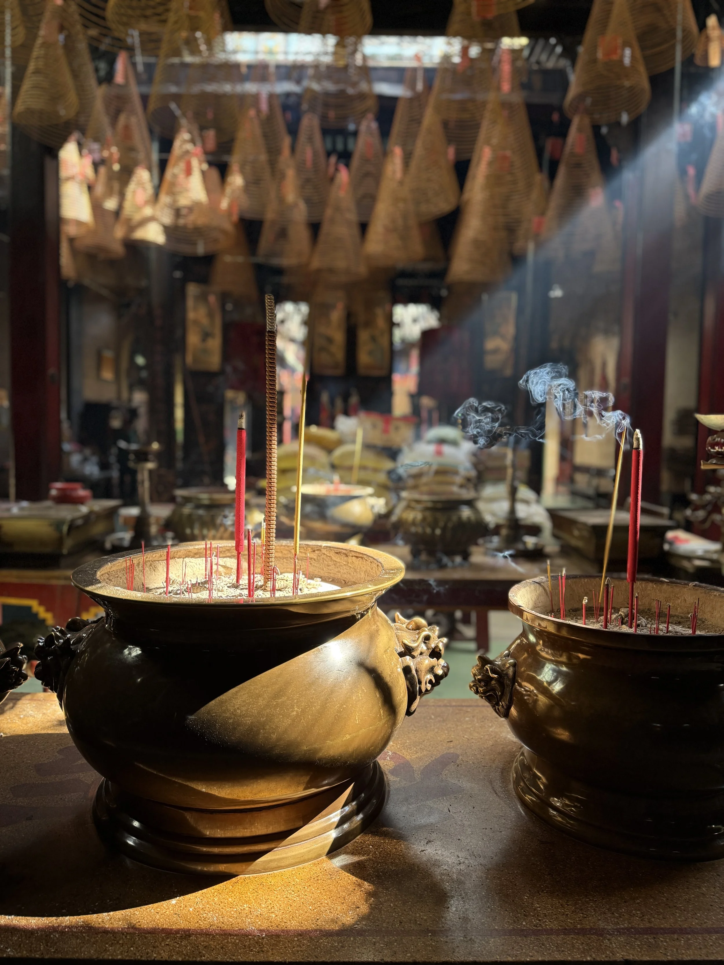 LOWER SECTION (DEPTH) incense pot rays.jpg