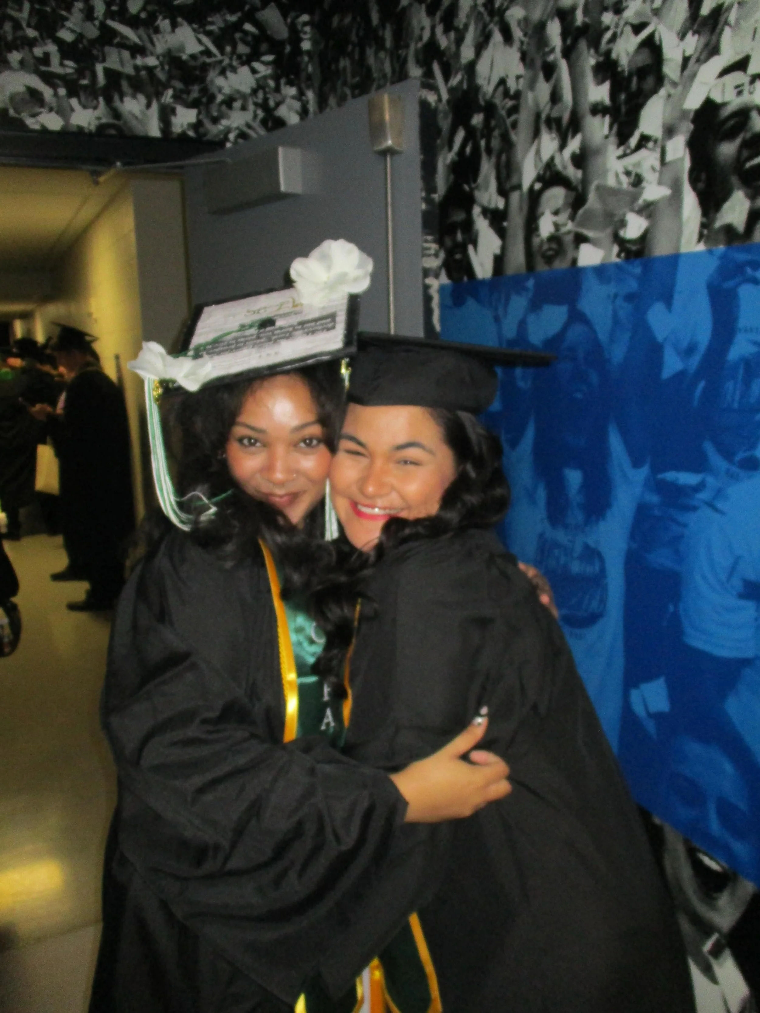 I graduated!
#bye #pinkyup