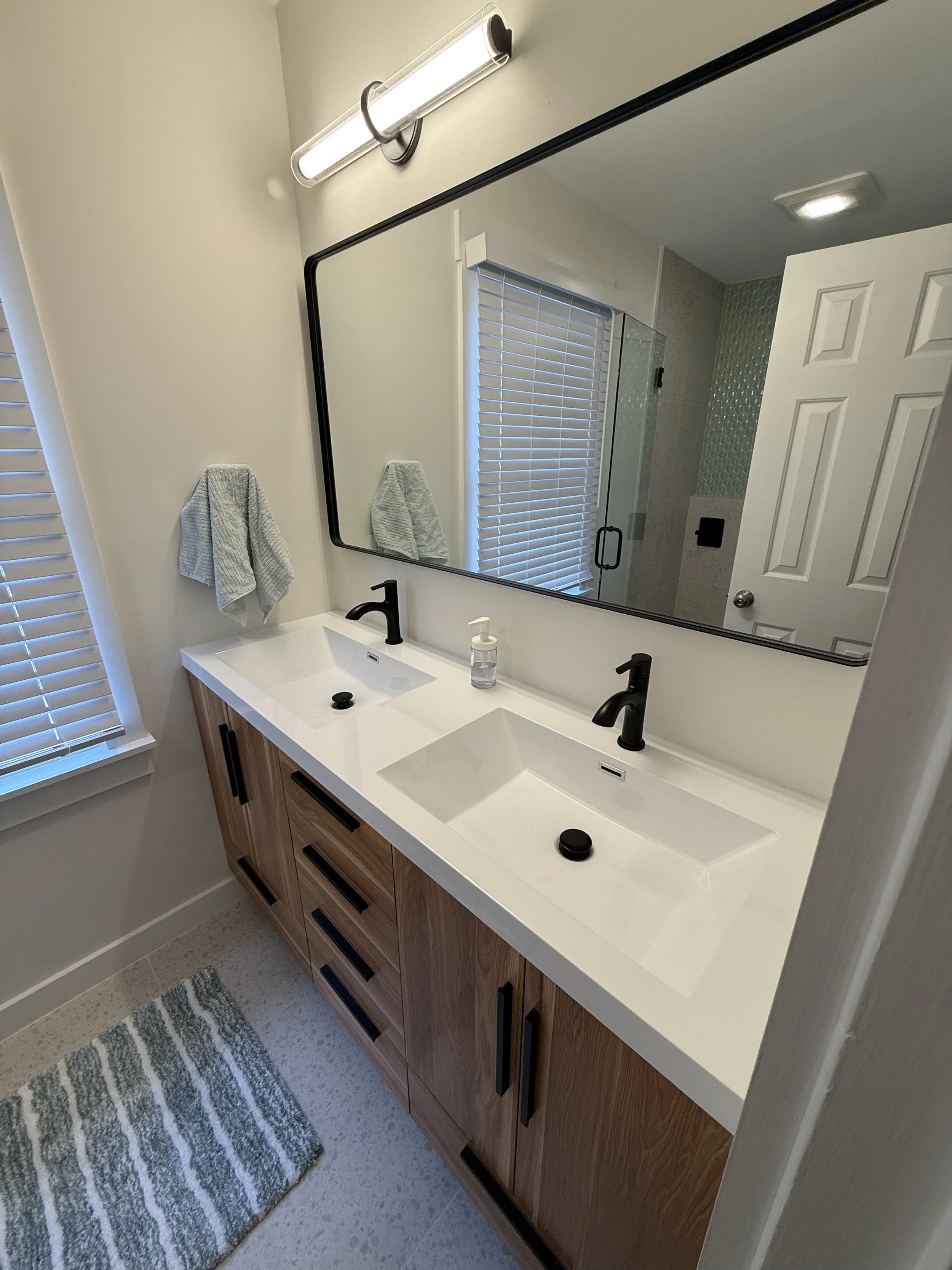 Full Hall Bathroom Remodel, Cary
