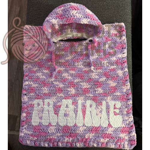 Black and White Minimalist Initials Circular Photography Logo.png