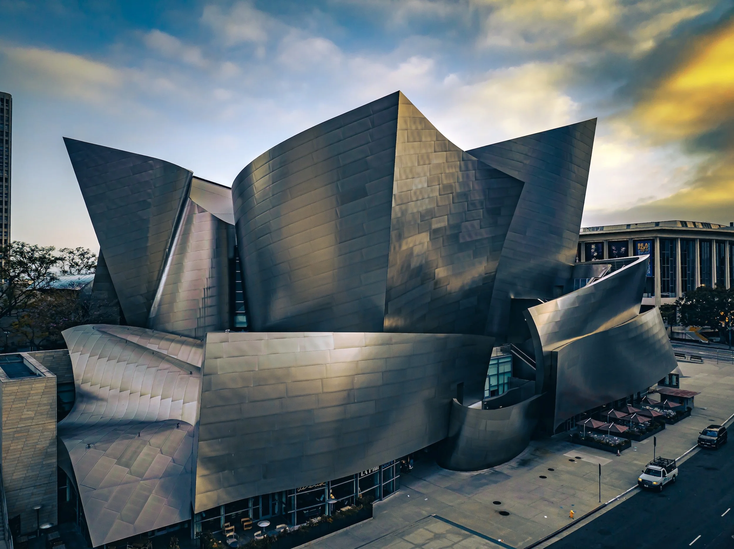 Disney Hall: Metallic Curves