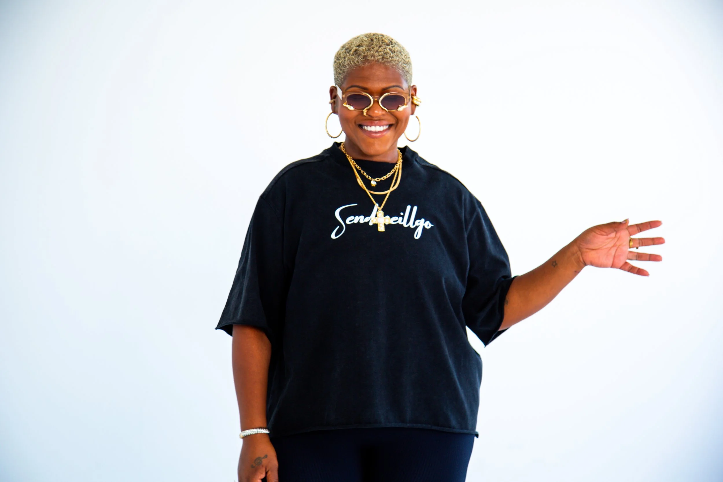 Black_Tee2.jpg