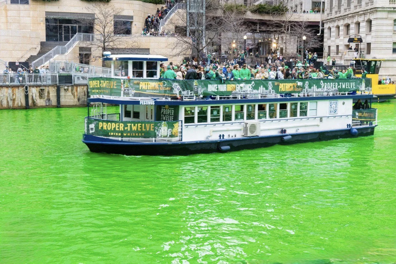 St. Patrick’s Day Chicago River Dyeing Booze Cruise, Chicago River green water event, Chicago yacht party, riverwalk boat cruise Chicago skyline, Chicago events tickets nightlife party