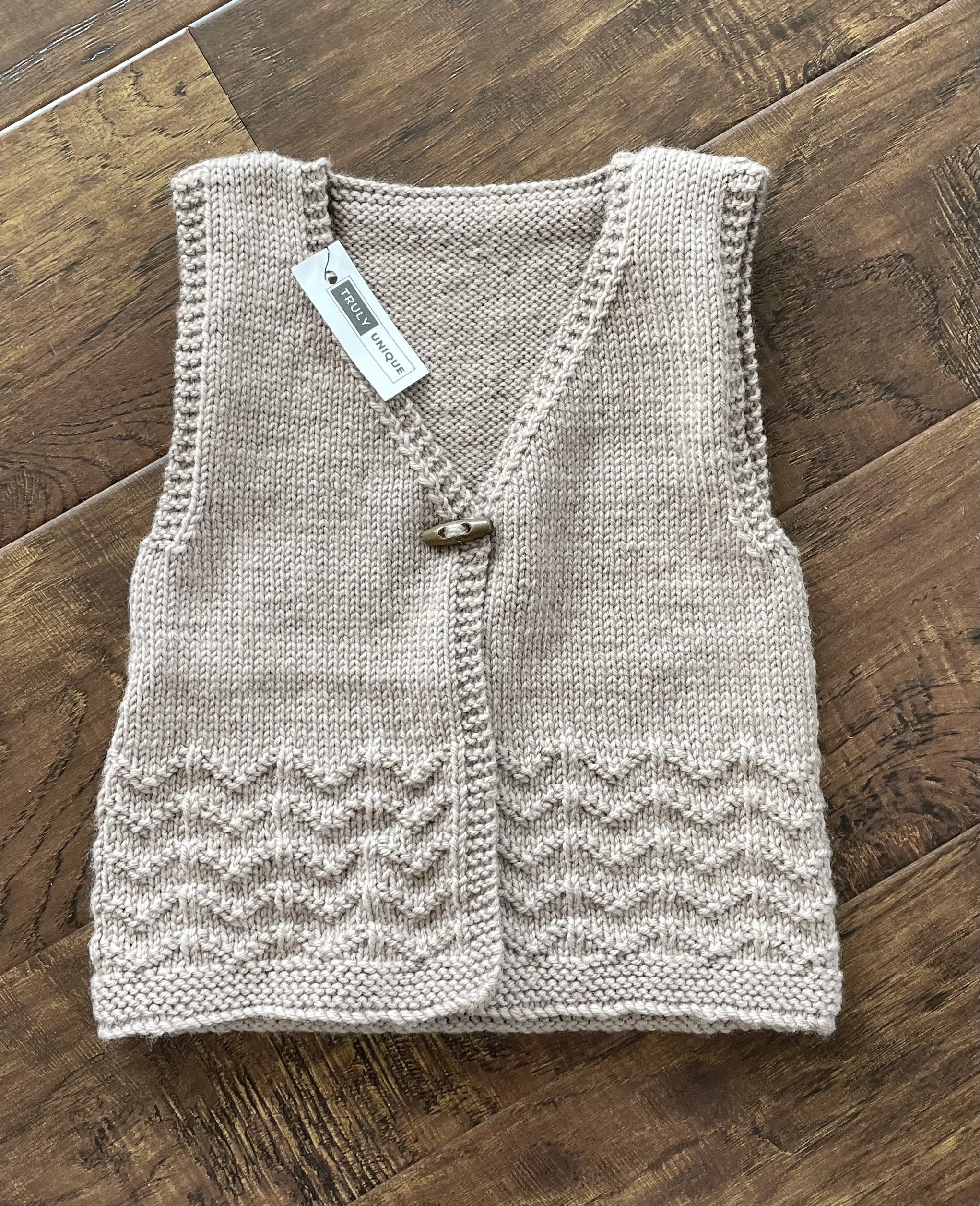 CHILD'S VEST -Size 12-18 months