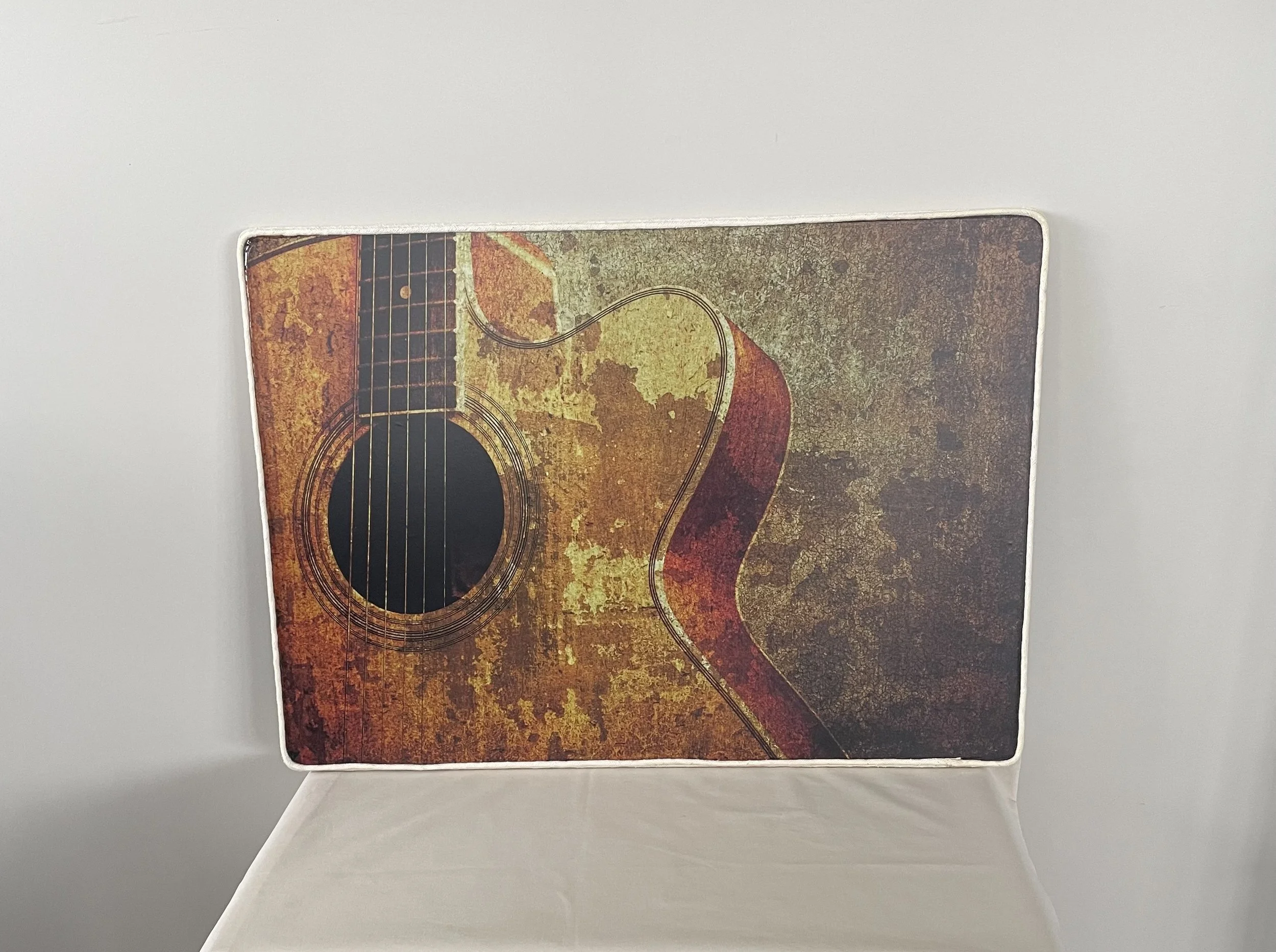 WALL ART - Golden Guitar