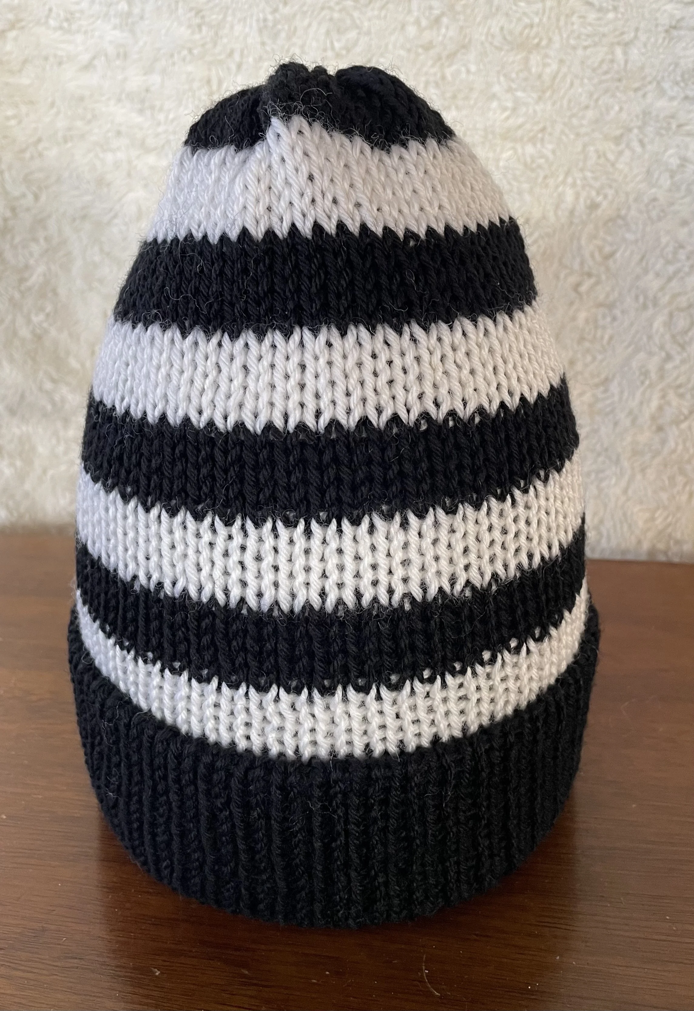 'SIDELINE SUPPORTERS' BEANIE COLLECTION - Black & White