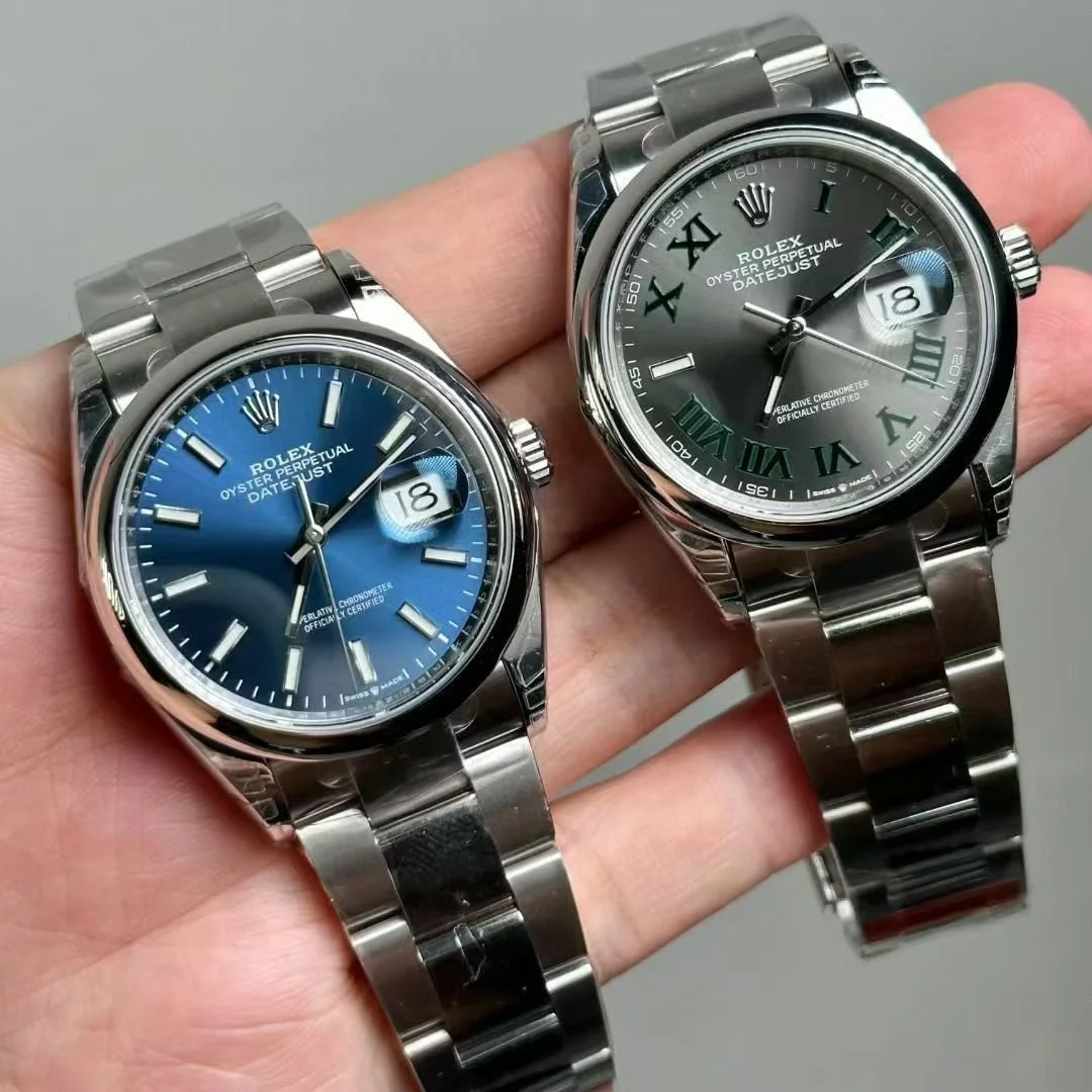 Rolex Datejust (Oyster Bracelet, Smooth Bezel)