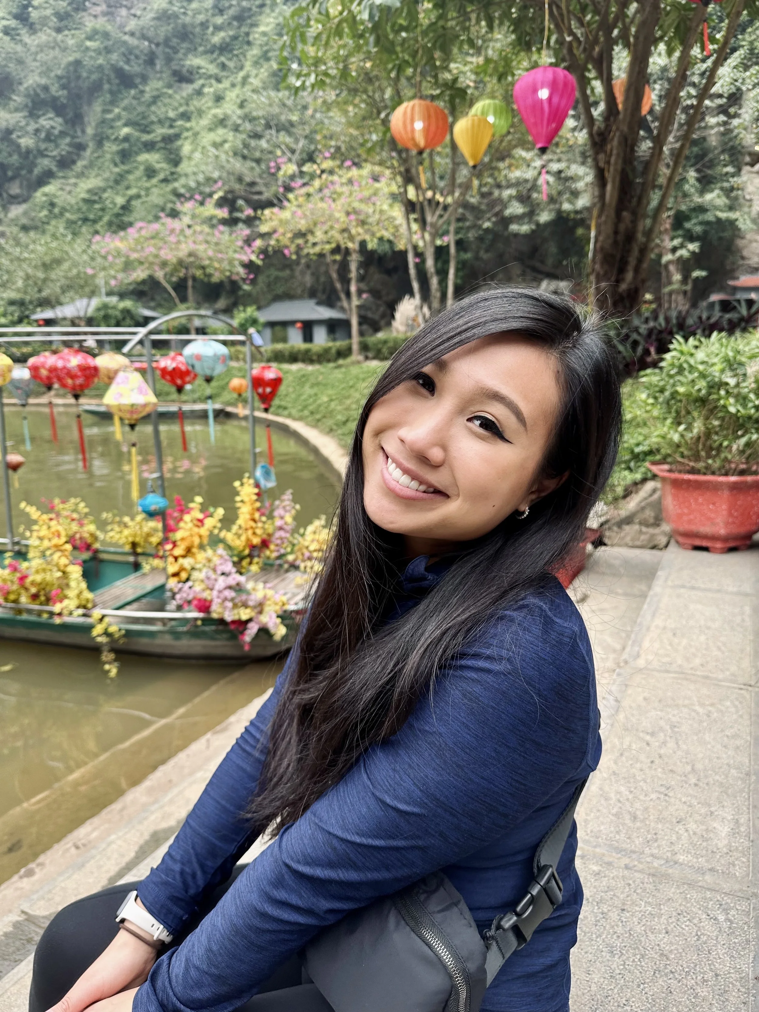 Dr. Lien Tran, pediatric physical therapist providing In-home pediatric physical therapy session in Orange County