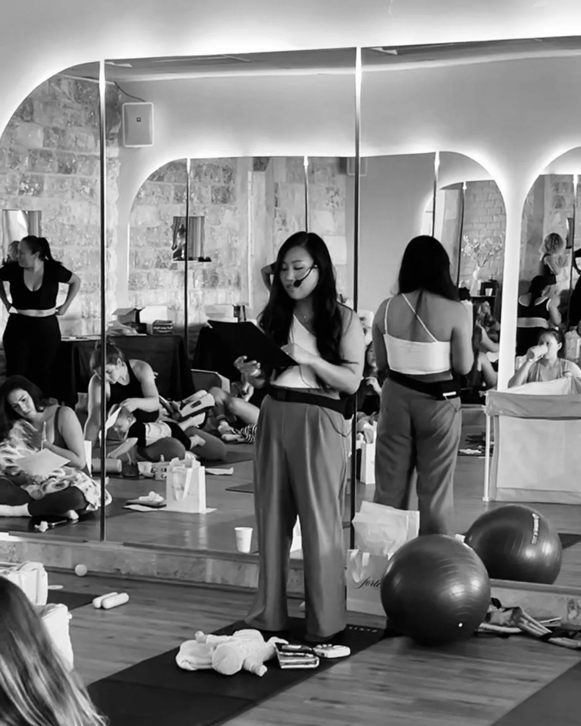 Dr. Lien Tran, PT, DPT, pediatric physical therapist providing infant developmental education, primitive reflex integration, gross motor milestone support, and parent education at Forte coeur Pilates Studio in Costa Mesa, Orange County, California.