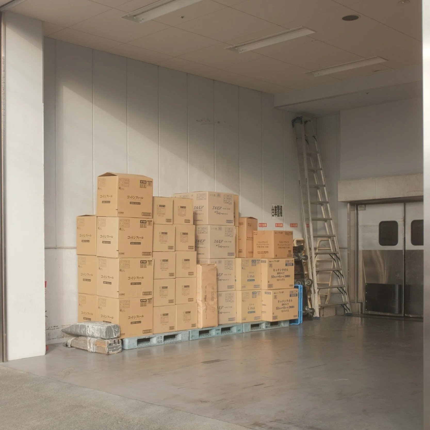 Who Pays for Shipping on Faire? The Ultimate Logistics Guide