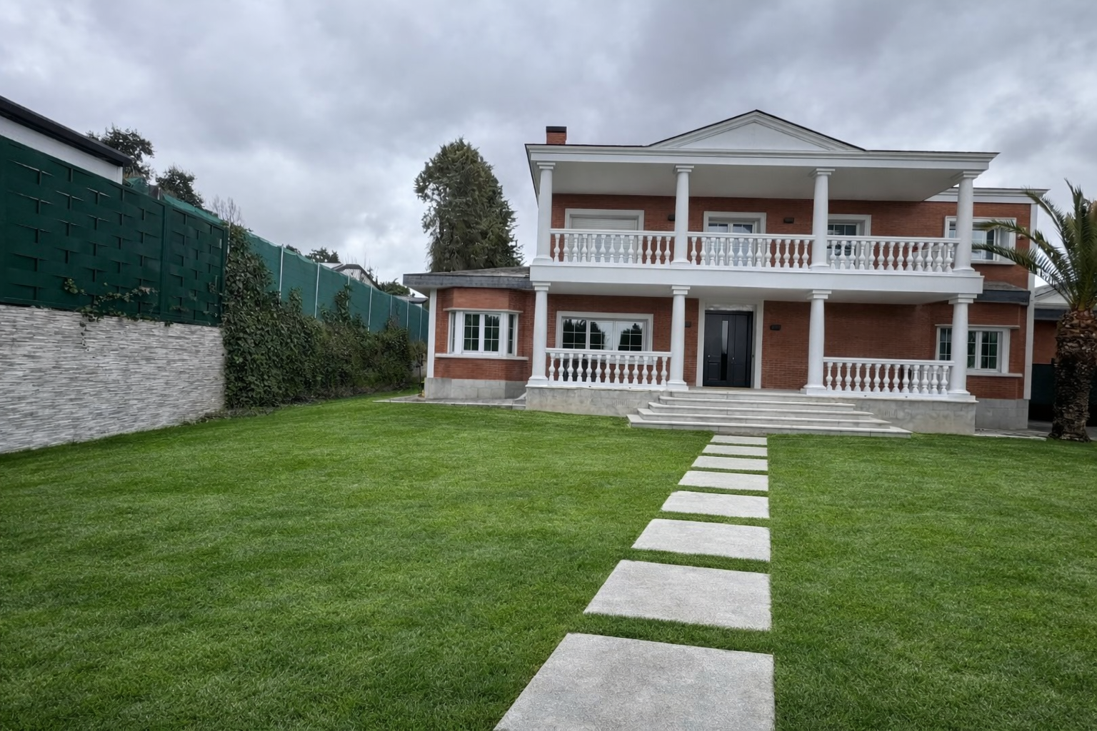Como diseñar un jardín de bajo mantenimiento pero elegante.