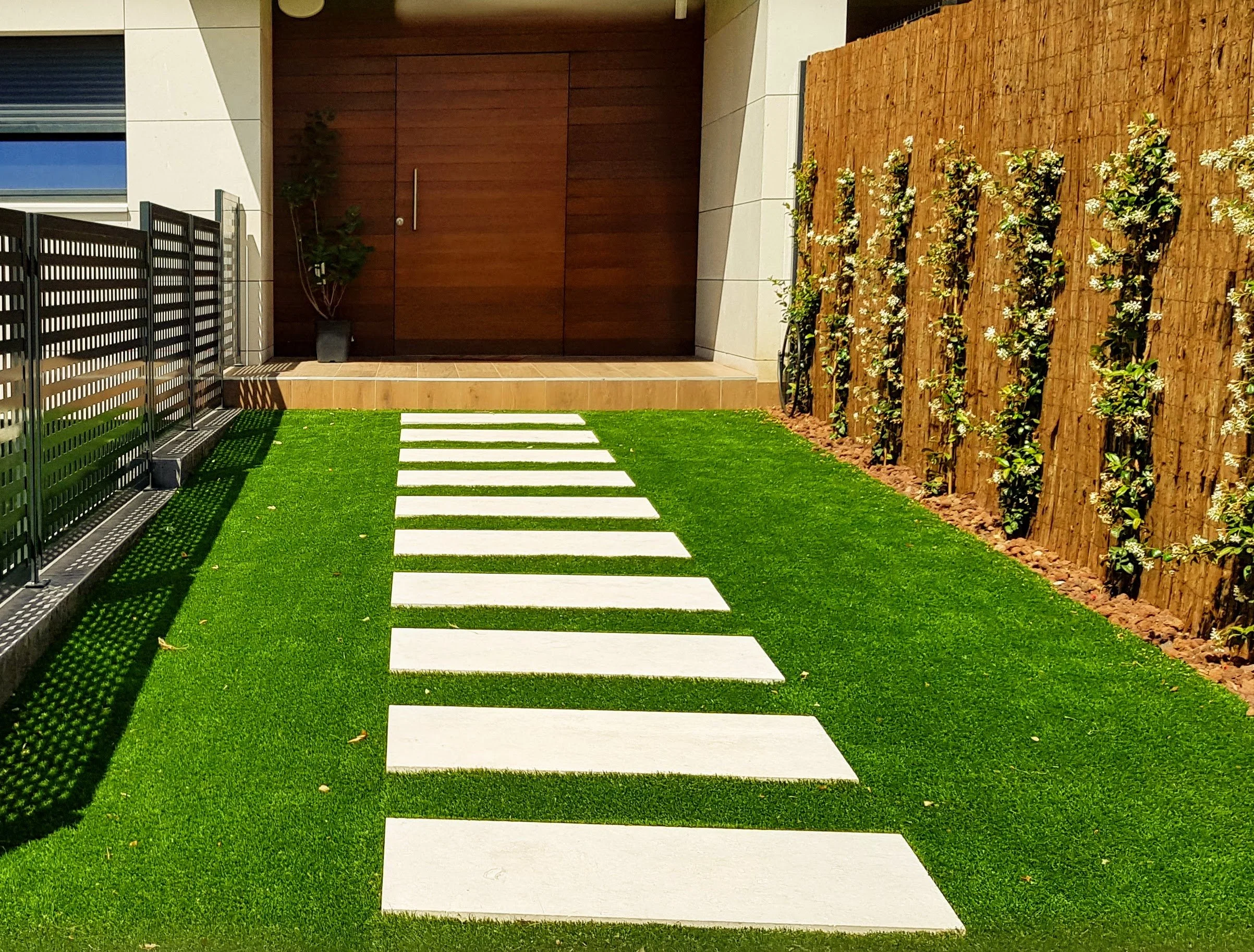 Paseos de Losas de Hormigón Hidrofugo - Paisajistas y Jardineros